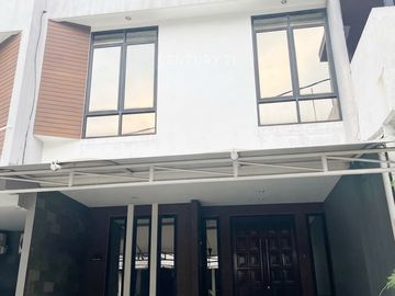 Disewa Rumah Full Furnished Termasuk Elektronik Dalam Cluster