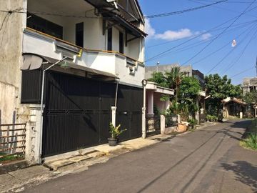Rumah Nyaman di Antapani Dekat Arcamanik Cisaranten