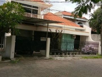 Rumah Manyar Tirtoyoso lokasi asri di