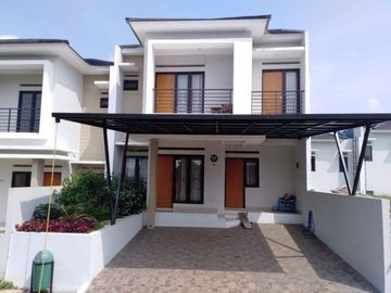 Ready stock rumah mewah cantik rasa villa di Pasir Impun Ujungberung