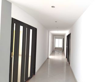 vendo edificio para estrenar  excelente oportunidad de inversión cuarto de legua tres pisos. Cod V8259