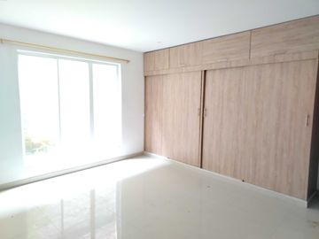 vendo edificio para estrenar  excelente oportunidad de inversión cuarto de legua tres pisos. Cod V8259
