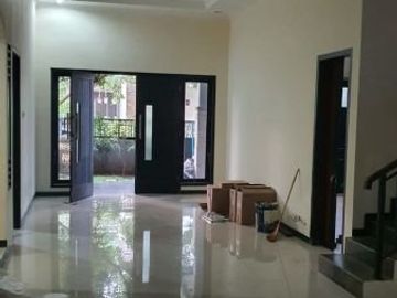 Disewa Rumah Woodland Citraland, Minimalis , Surabaya Barat