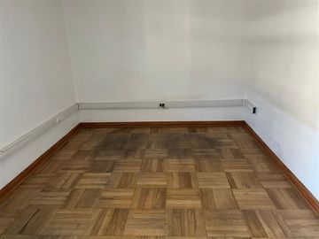 Oficina en Venta en Av Macul / Escuela Agricola