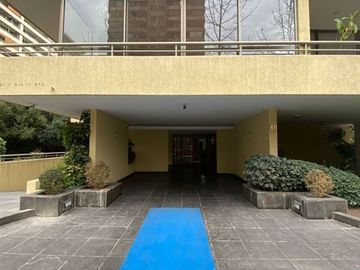 Departamento en Venta en Apoquindo / La Gloria / Los Militares