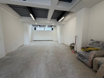 local en arriendo en av. 30 de agosto. Cod A126864