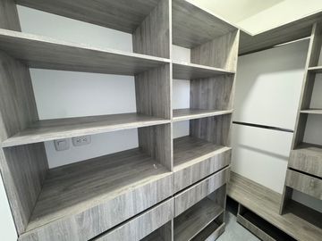 apartamento en arriendo en cimarrona. Cod A218630