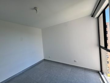 apartamento en arriendo en cimarrona. Cod A218630