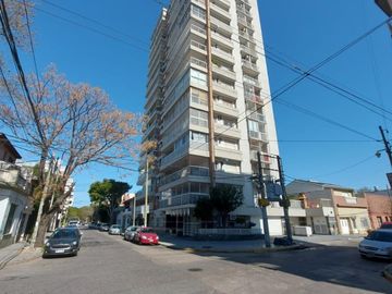 DEPARTAMENTOS DOS AMBIENTES CON DOBLE BALCON Y VISTA PANORAMICA - SANTOS LUGARES