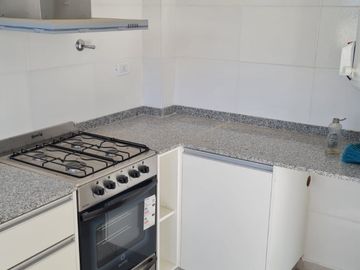 DUPLEX 3 AMBIENTES. BARRIO FELIX U. CAMET.