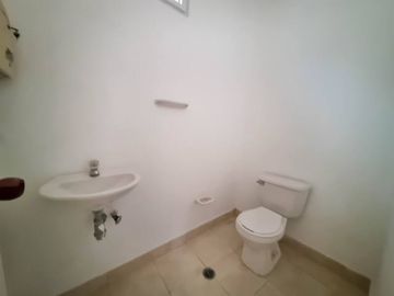 CASA COMERCIAL EN ARRIENDO UBICADA EN EL POBLADO SECTOR PATIO BONITO