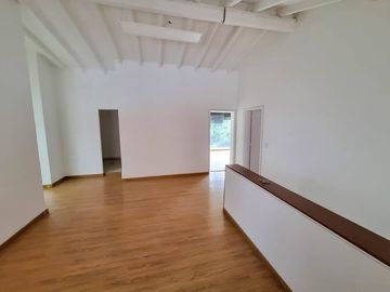 CASA COMERCIAL EN ARRIENDO UBICADA EN EL POBLADO SECTOR PATIO BONITO