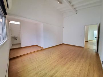 CASA COMERCIAL EN ARRIENDO UBICADA EN EL POBLADO SECTOR PATIO BONITO