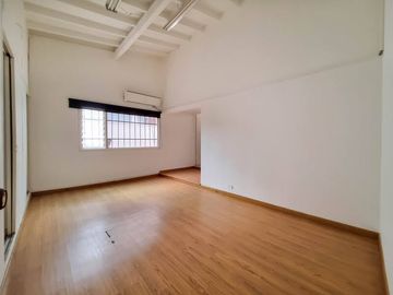 CASA COMERCIAL EN ARRIENDO UBICADA EN EL POBLADO SECTOR PATIO BONITO