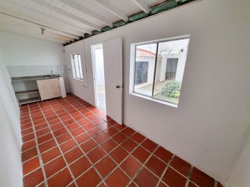 CASA COMERCIAL EN ARRIENDO UBICADA EN EL POBLADO SECTOR PATIO BONITO