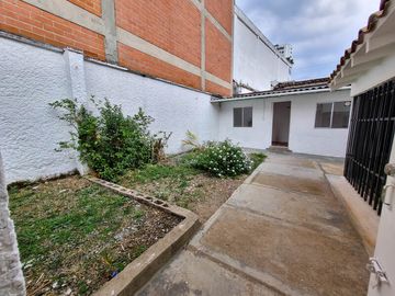 CASA COMERCIAL EN ARRIENDO UBICADA EN EL POBLADO SECTOR PATIO BONITO