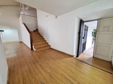 CASA COMERCIAL EN ARRIENDO UBICADA EN EL POBLADO SECTOR PATIO BONITO