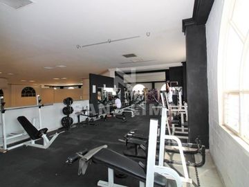 CORTAZAR: MAGNIFICO SALON DE EVENTOS, EXCELENTE ILUMINACION E INSTALACIONES