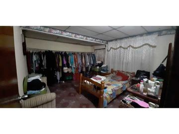 CASA EN REMATE EN LAS CUMBRES VILLA GRECIA CON 5 RECAMARAS
