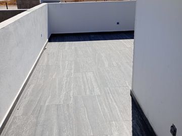 CASA EN EL PEÑON PRIVADA CANAL SLP