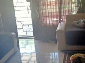 Rumah minimalis dan siap huni di antapani dekat arcamanik