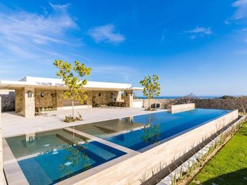 Departamento con bellas vistas al mar de Cortéz en venta San José del Cabo.