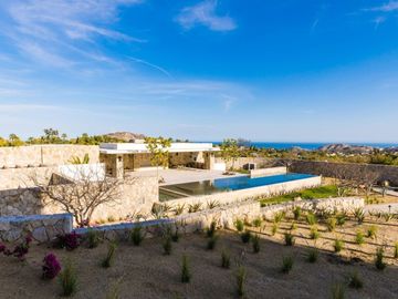 Departamento con bellas vistas al mar de Cortéz en venta San José del Cabo.