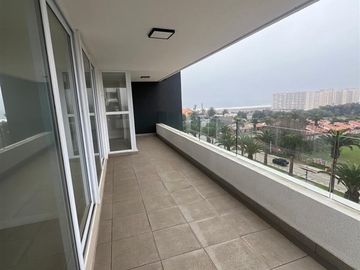 Se vende departamento Puerto Serena. Vive a pasos del Faro