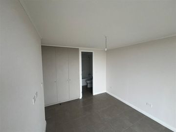 Se vende departamento Puerto Serena. Vive a pasos del Faro