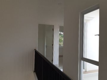 Rumah di Bintaro Pesanggrahan, Jkt Selatan. Ada Private Pool