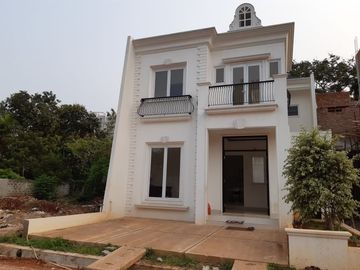 Rumah di Bintaro Pesanggrahan, Jkt Selatan. Ada Private Pool