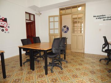 casa-local en arriendo/venta en el prado. Cod V88223