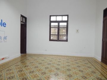 casa-local en arriendo/venta en el prado. Cod V88223