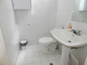 casa-local en arriendo/venta en el prado. Cod V88223