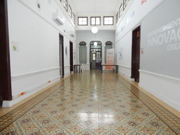 casa-local en arriendo/venta en el prado. Cod V88223