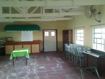 HERMOSA Y AMPLIA CASA QUINTA EN VENTA, 98 1100 -NECOCHEA-