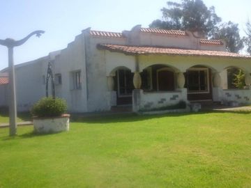 HERMOSA Y AMPLIA CASA QUINTA EN VENTA, 98 1100 -NECOCHEA-
