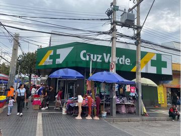 VENTA AMPLIO TERRENO CON GALPON Y  LOCALES  COMERCIALES PLAZA PUENTE ALTO