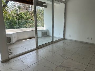 Roma  Venta Joya de departamento con terraza  frente a la fuente de Cibeles