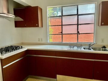 Roma  Venta Joya de departamento con terraza  frente a la fuente de Cibeles