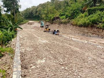 RUMAH TERLARIS DALAM PERUMAHAN DI PAJANGAN