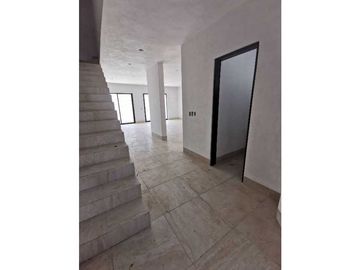 Casa Nueva en Venta en Cumbres Élite Premier, Equipada en García