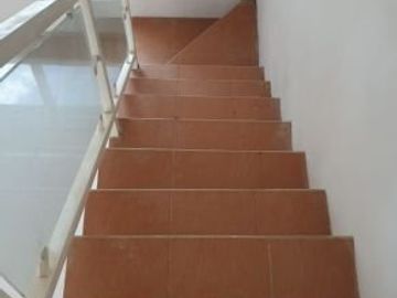 DIJUAL RUMAH CANTIK 2 LANTAI DEKAT KAMPUS MALANG RAYA