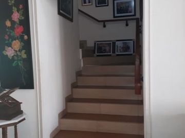 Dijual Rumah Mewah siap Huni di jl. Penyelesaian Tomang 1- kavling DKI Meruya Utara Jakarta barat