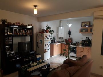 VENDO DEPARTAMENTO 1 DORMITORIO B° ALBERDI