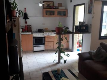 VENDO DEPARTAMENTO 1 DORMITORIO B° ALBERDI