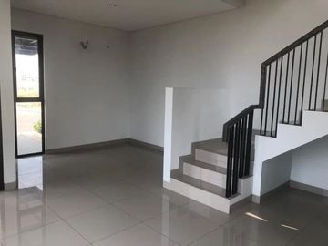 DIJUAL RUMAH 2 LANTAI DI CLUSTER SHINANO @JGC