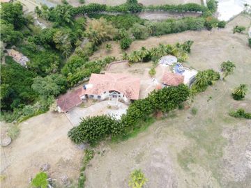 Hacienda en Bijao