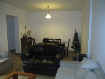 Casa 4 ambientes sobre lote propio