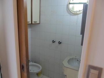 Casa 4 ambientes sobre lote propio